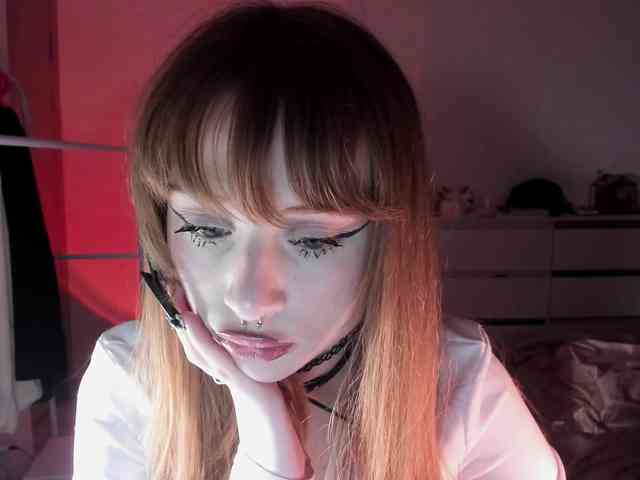 mnepohuyy webcam