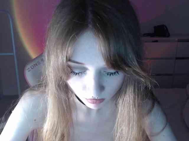 mnepohuyy webcam