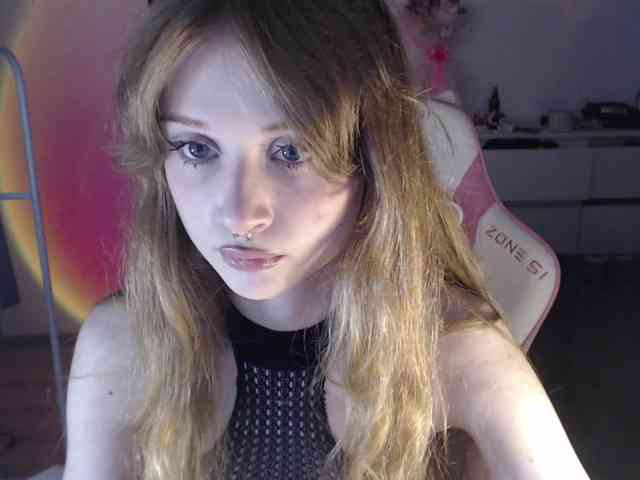 mnepohuyy webcam