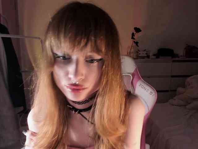 mnepohuyy webcam