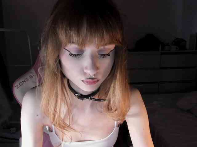 mnepohuyy webcam