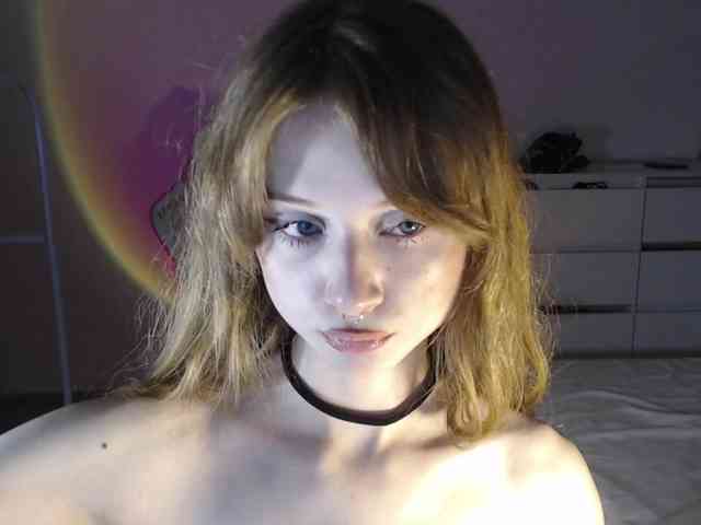 mnepohuyy webcam