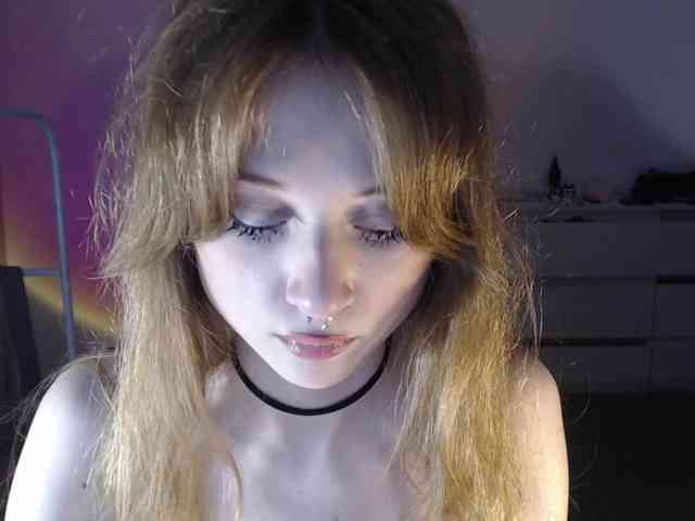 mnepohuyy webcam