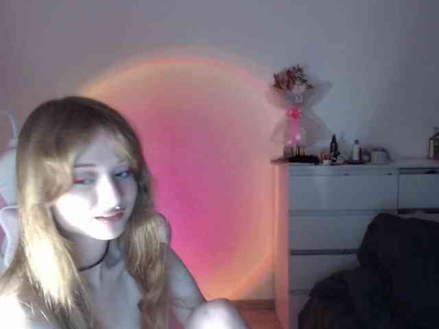 mnepohuyy webcam