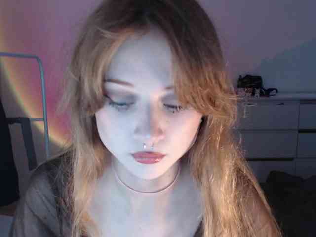 mnepohuyy webcam