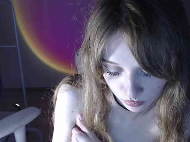 mnepohuyy webcam