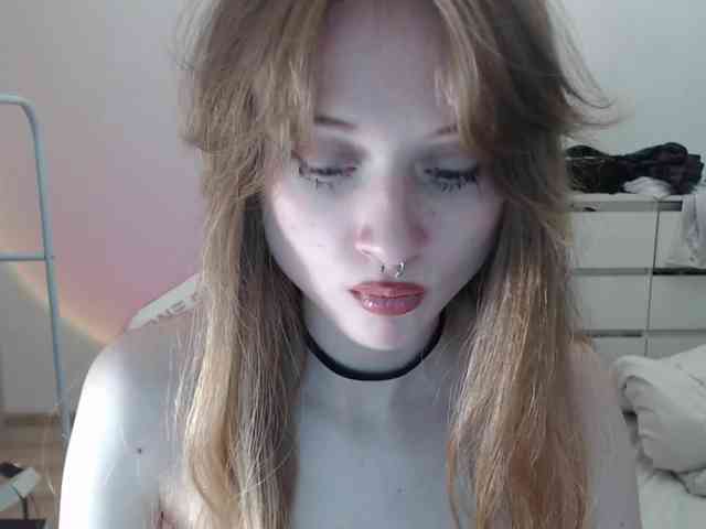 mnepohuyy webcam