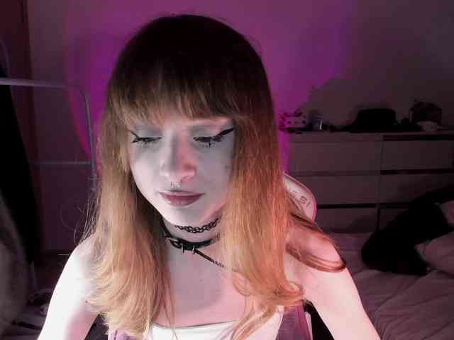 mnepohuyy webcam