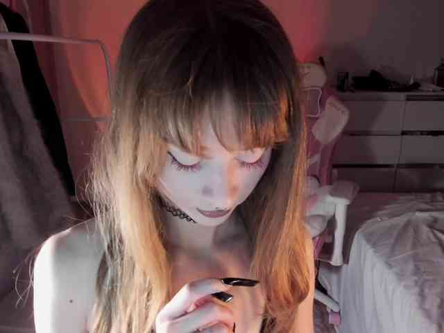 mnepohuyy webcam