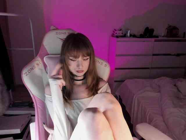 mnepohuyy webcam