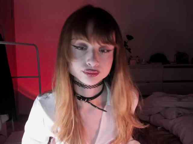 mnepohuyy webcam