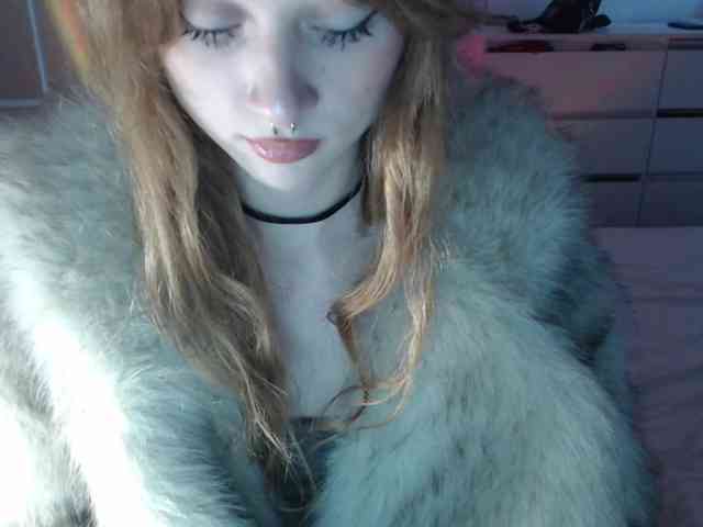 mnepohuyy webcam