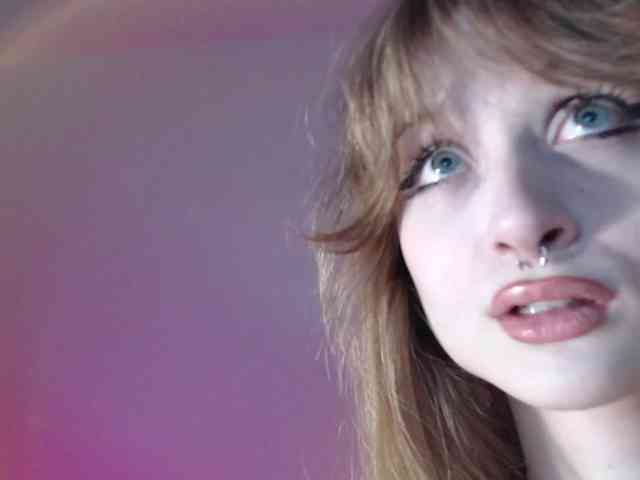 mnepohuyy webcam