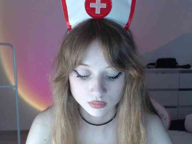 mnepohuyy webcam