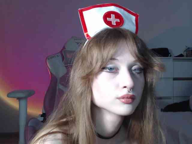 mnepohuyy webcam