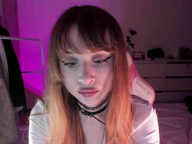 mnepohuyy webcam