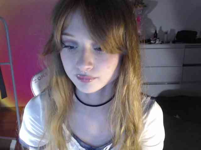 mnepohuyy webcam