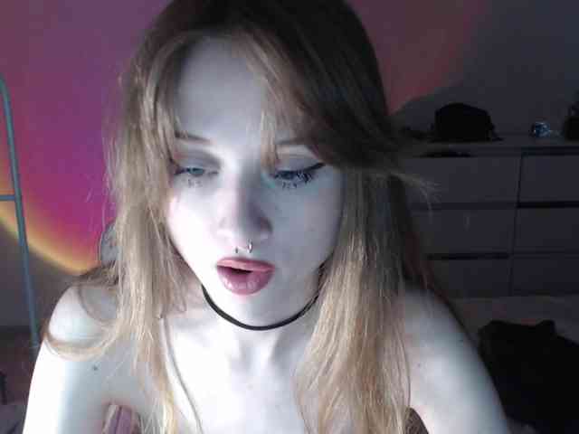 mnepohuyy webcam