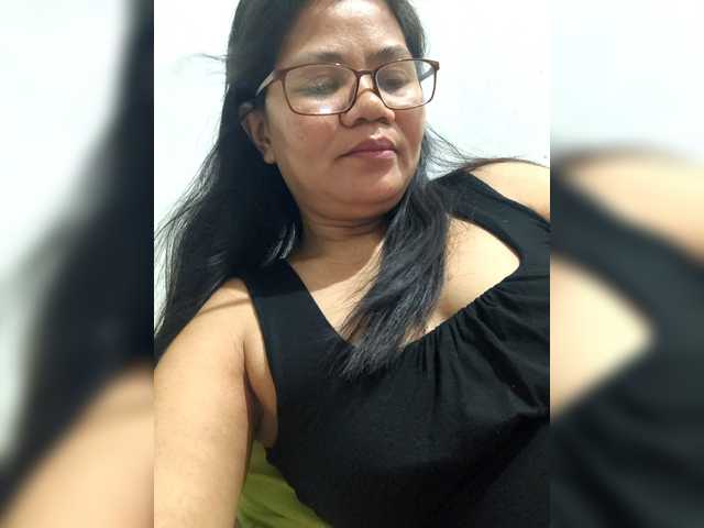 revive02's BongaCams show and profile