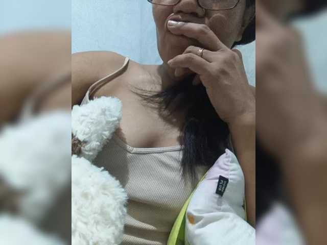 revive02's BongaCams show and profile