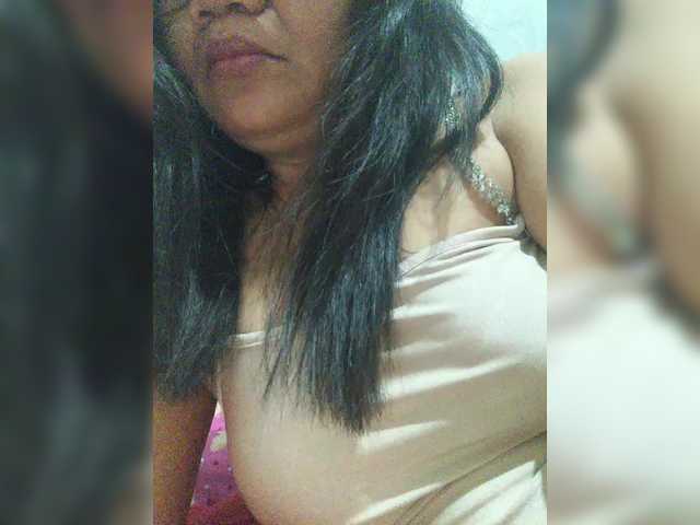 revive02's BongaCams show and profile