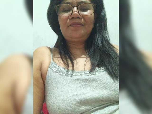 revive02's BongaCams show and profile