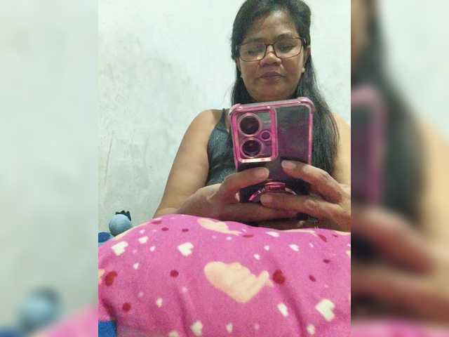 revive02's BongaCams show and profile