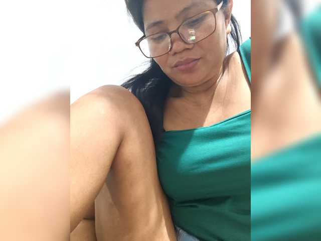 revive02's BongaCams show and profile