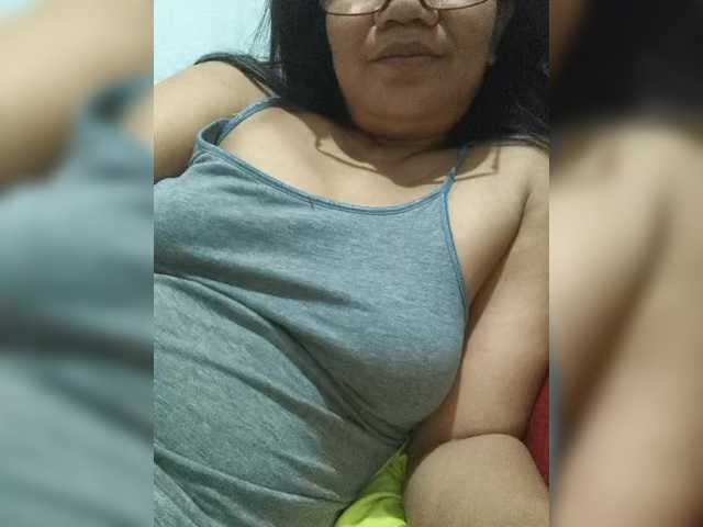 revive02's BongaCams show and profile