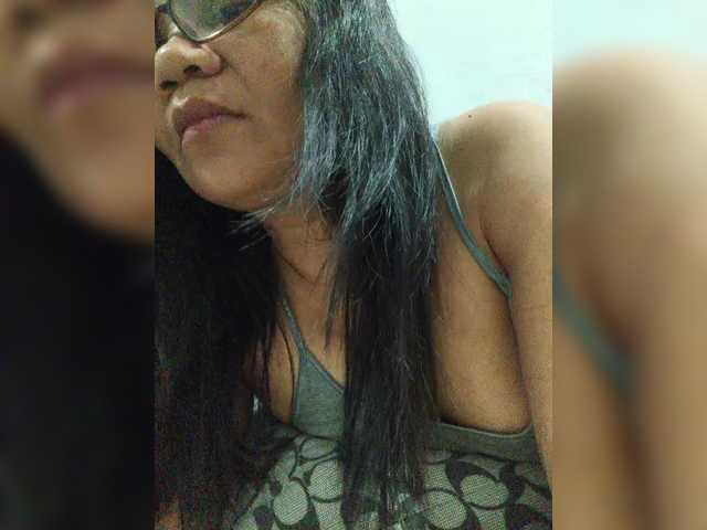 revive02's BongaCams show and profile