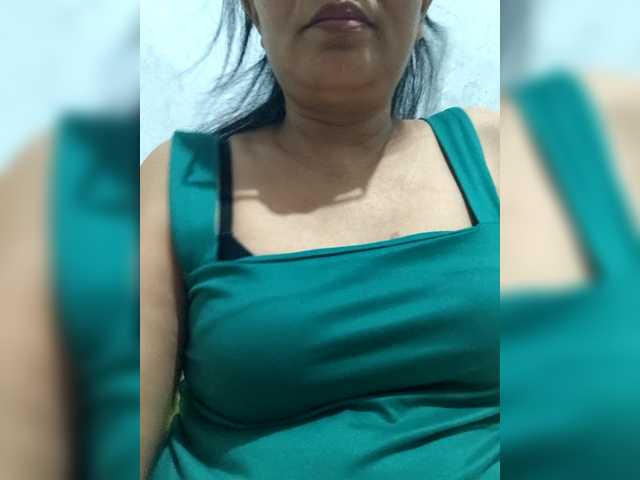 revive02's BongaCams show and profile