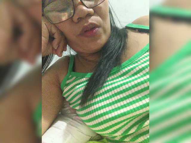 revive02's BongaCams show and profile