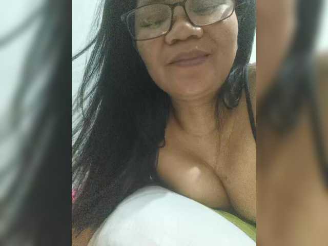 revive02's BongaCams show and profile