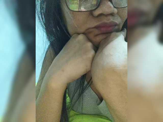 revive02's BongaCams show and profile