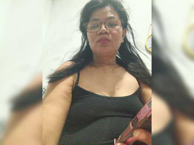 revive02's BongaCams show and profile