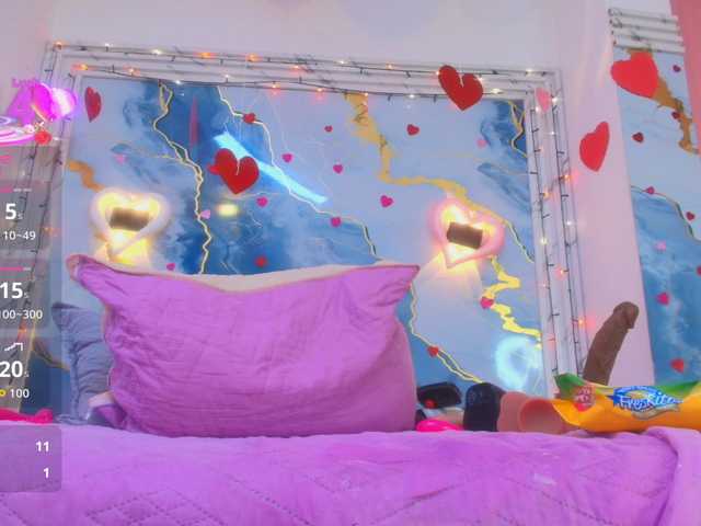 rayne-lor's BongaCams show and profile