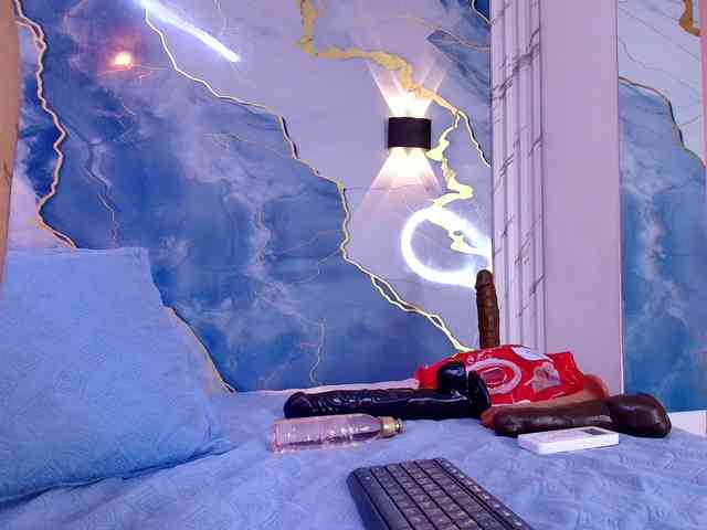 rayne-lor webcam
