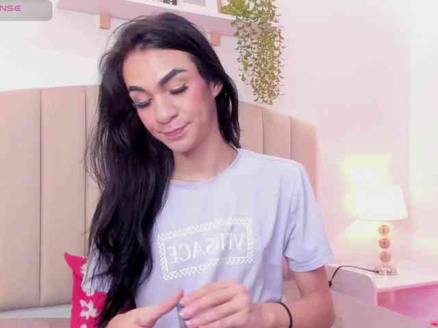 Mia-Thompson-1
