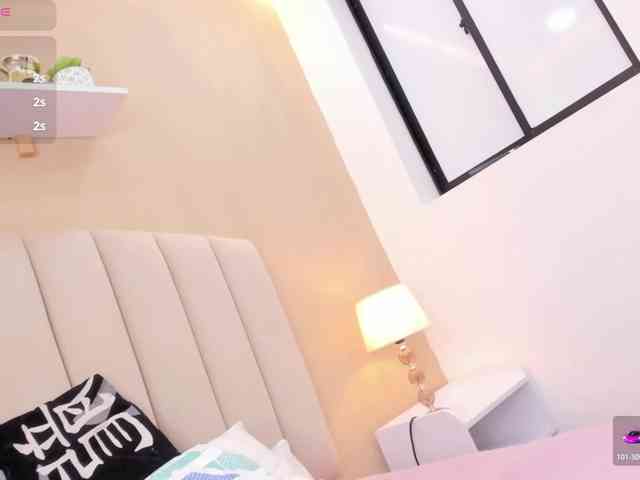 Mia-Thompson-1 Mia-Thompson-1