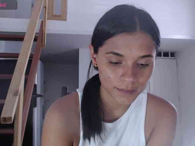 Kendra-018 webcam