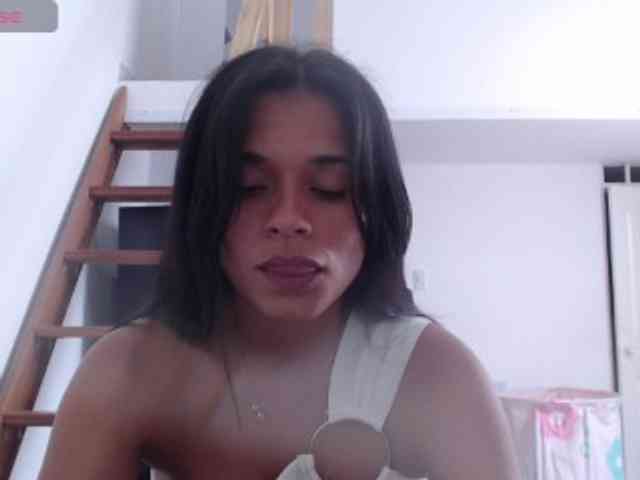 Kendra-018 webcam