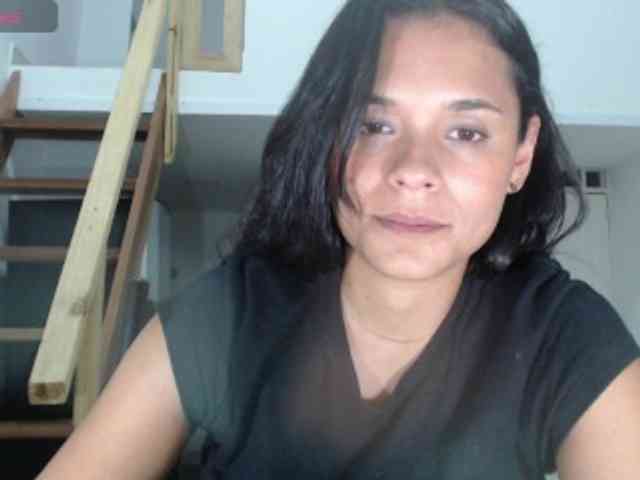 Kendra-018 webcam