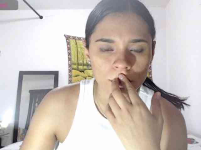 Kendra-018 webcam