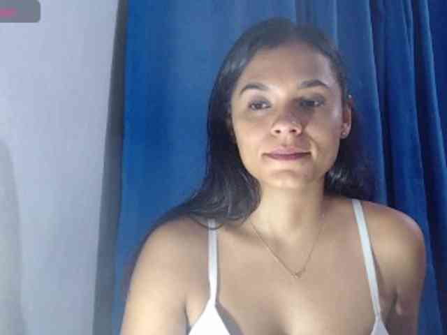 amateur nude cam Kendra-018
