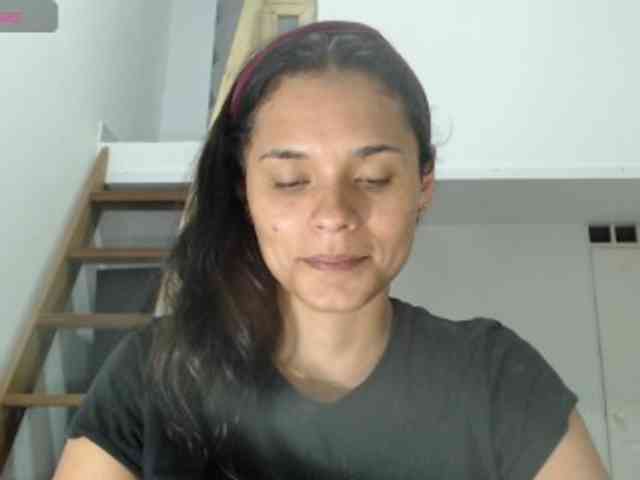 Kendra-018 webcam