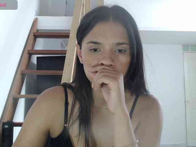 Kendra-018 webcam
