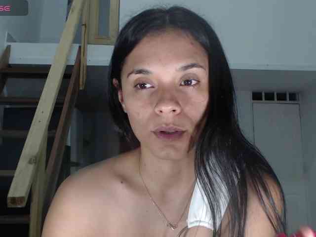 Kendra-018 webcam