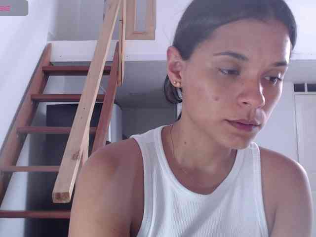 Kendra-018 webcam