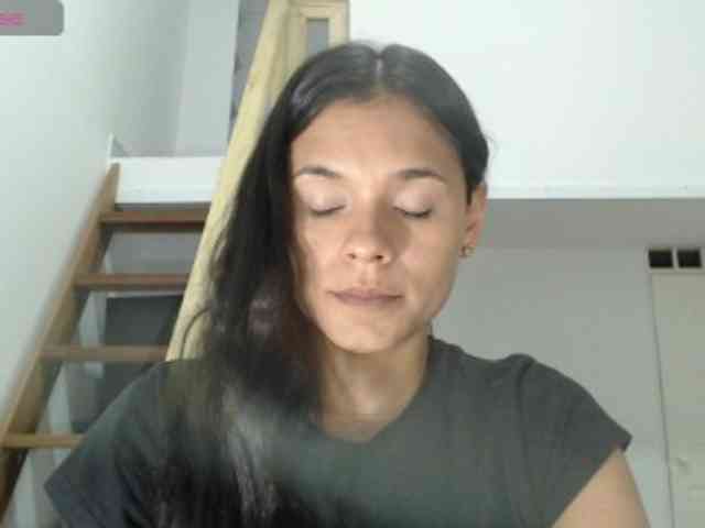 Kendra-018 webcam