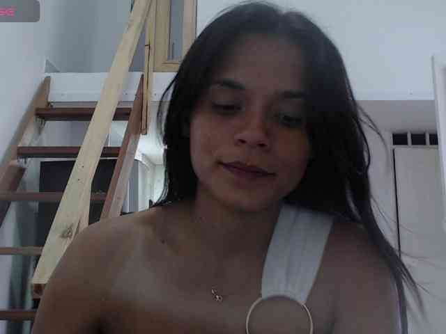 Kendra-018 webcam